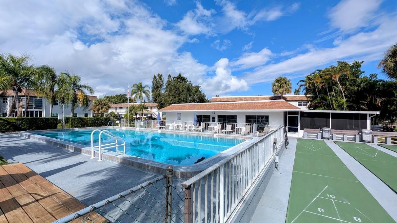 2950 SE Ocean Boulevard, Unit 5-2, Stuart, FL 34996 Photo