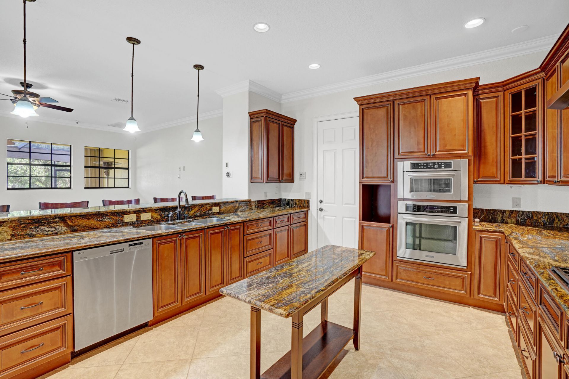 5811 NW Blue Bonnet Court, Port Saint Lucie, FL 34986 Photo