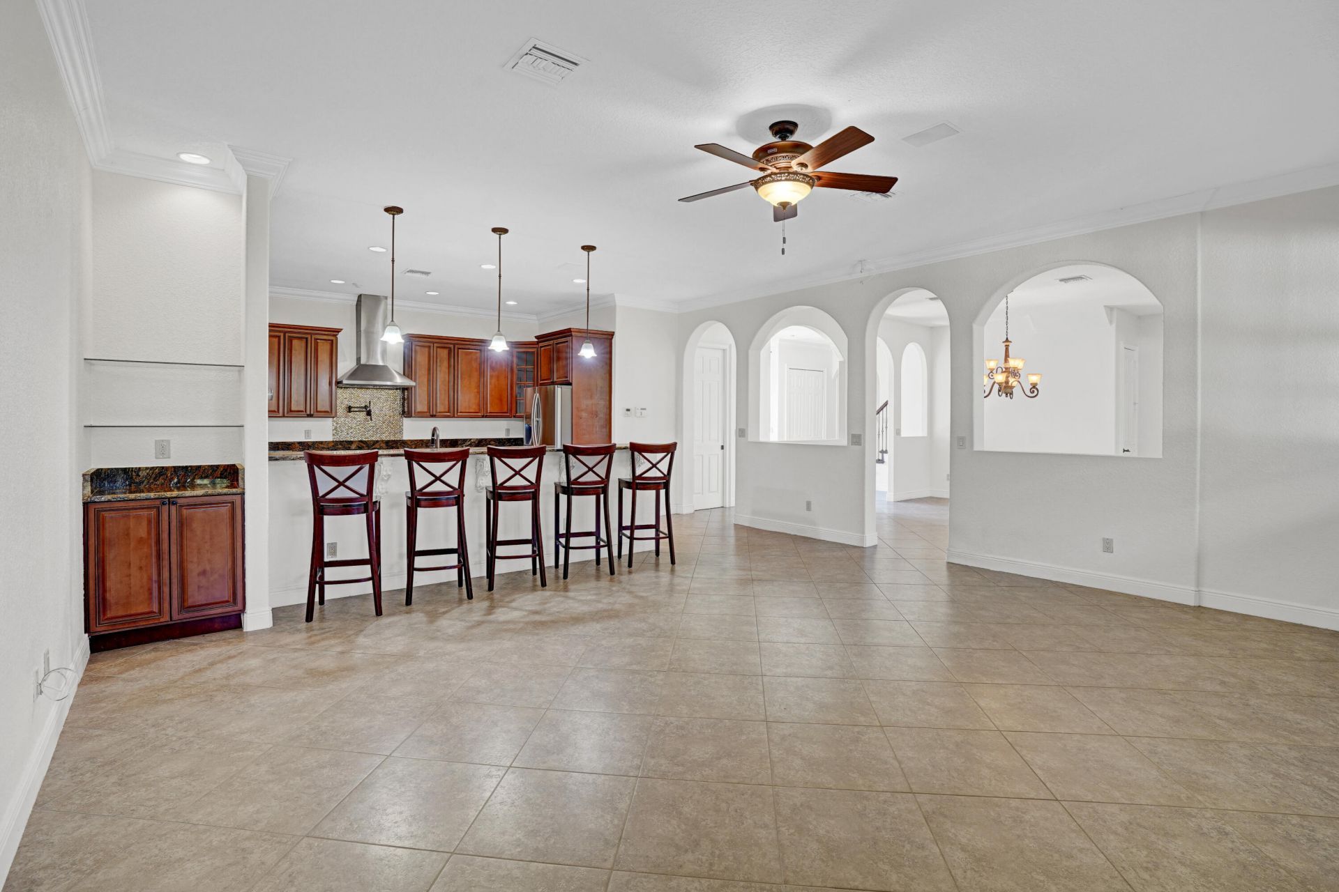 5811 NW Blue Bonnet Court, Port Saint Lucie, FL 34986 Photo