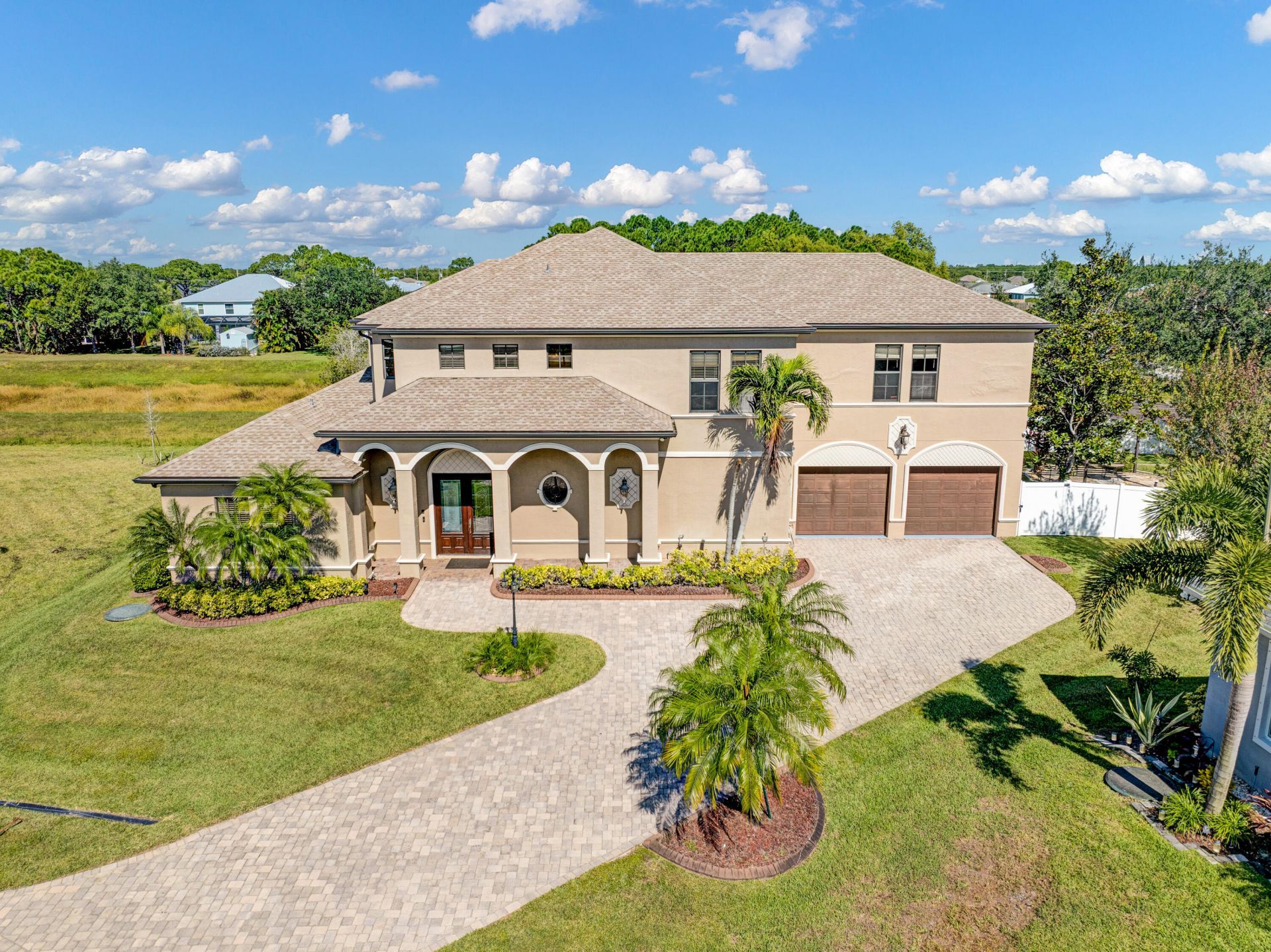 5811 NW Blue Bonnet Court, Port Saint Lucie, FL 34986 Photo