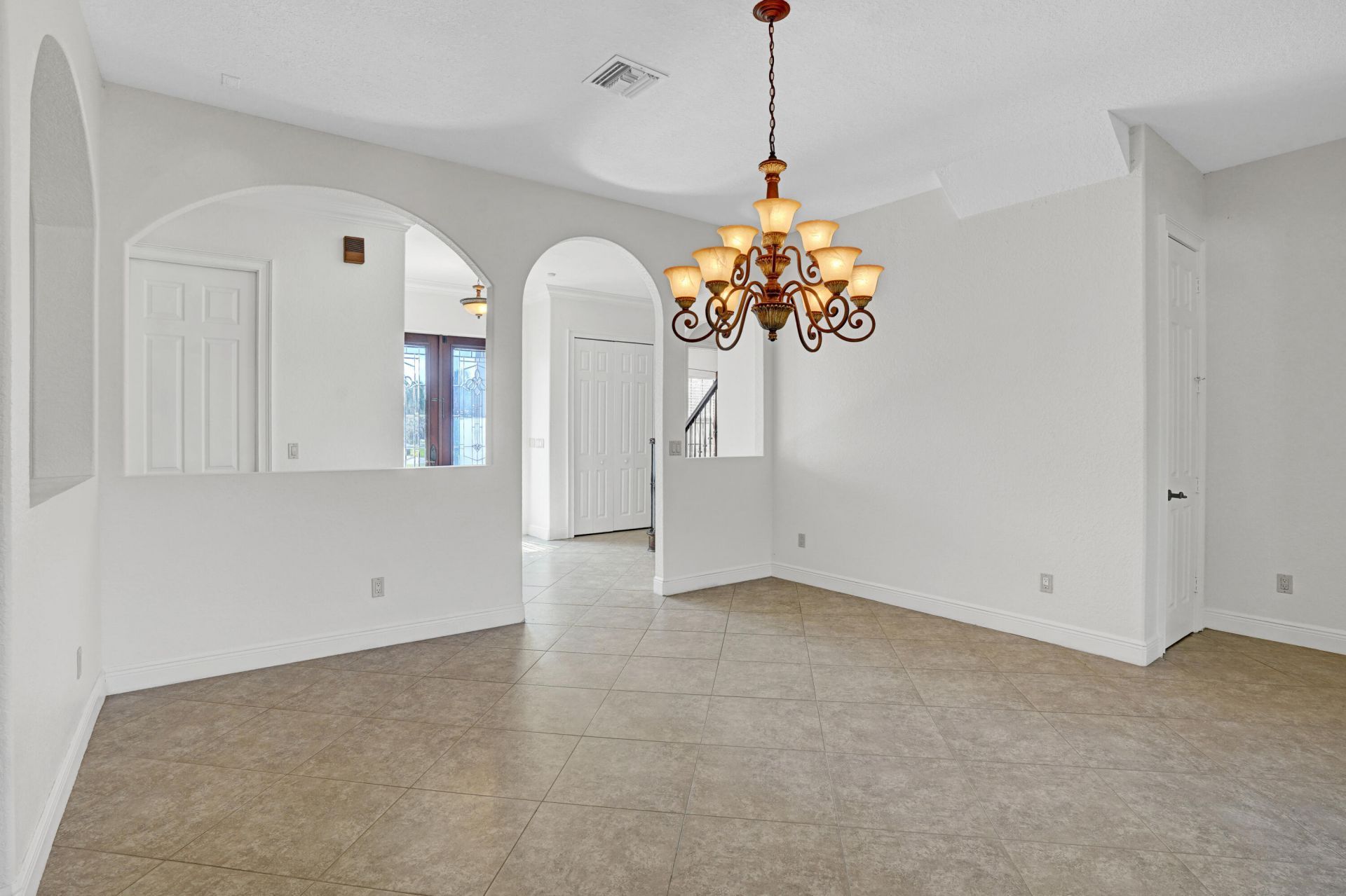 5811 NW Blue Bonnet Court, Port Saint Lucie, FL 34986 Photo