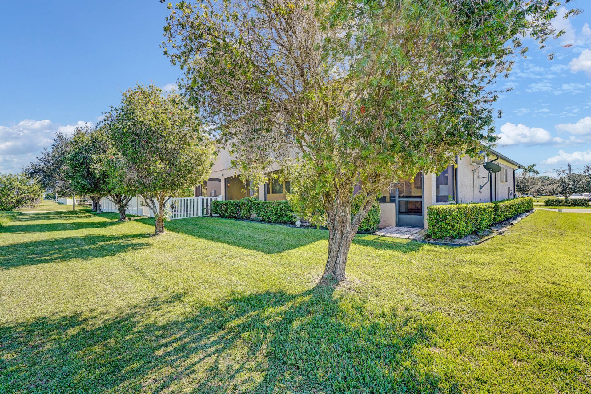 5811 NW Blue Bonnet Court, Port Saint Lucie, FL 34986 Photo