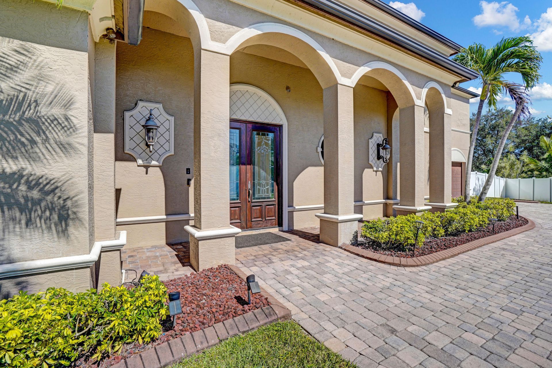 5811 NW Blue Bonnet Court, Port Saint Lucie, FL 34986 Photo
