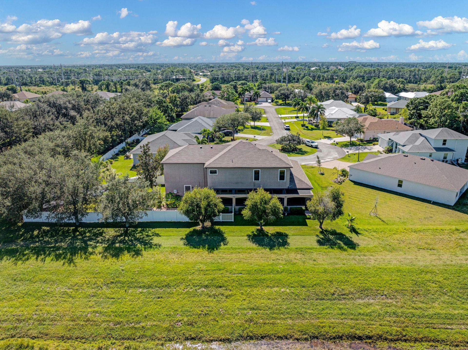 5811 NW Blue Bonnet Court, Port Saint Lucie, FL 34986 Photo