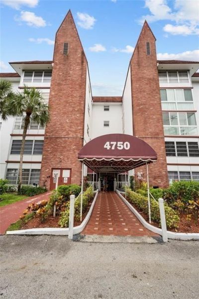 4750 NW 22nd Court, Unit 208, Lauderhill, FL 33313 Photo