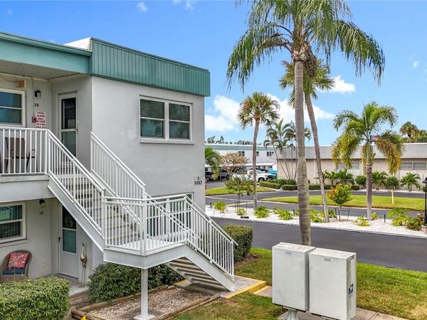 5267 81ST ST N, Unit 26, ST PETERSBURG, FL 33709