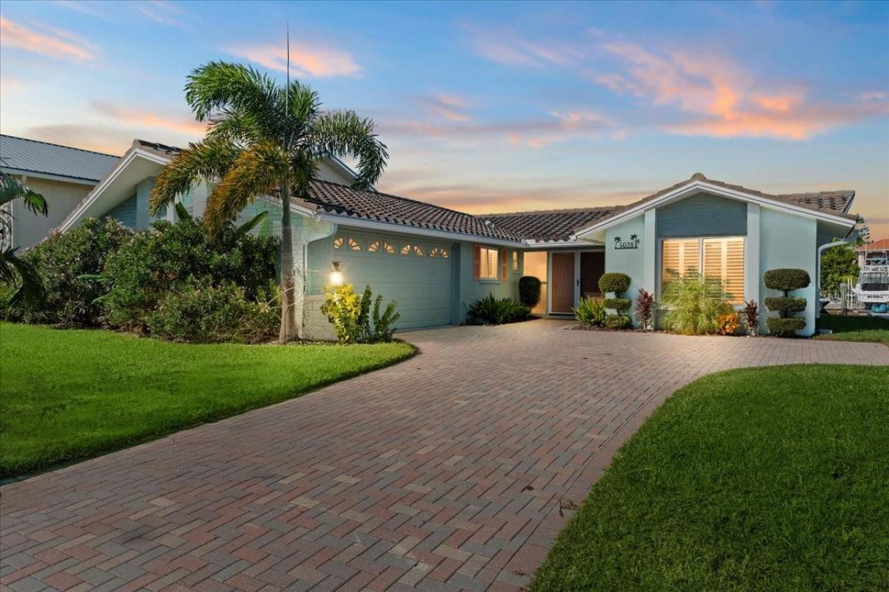 5028 Ensign Loop, New Port Richey, FL 34652 Main Photo