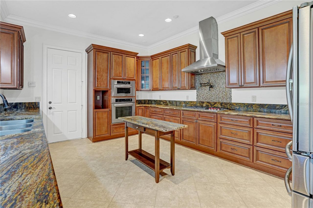 5811 NW Blue Bonnet Court, Port Saint Lucie, FL 34986 Photo