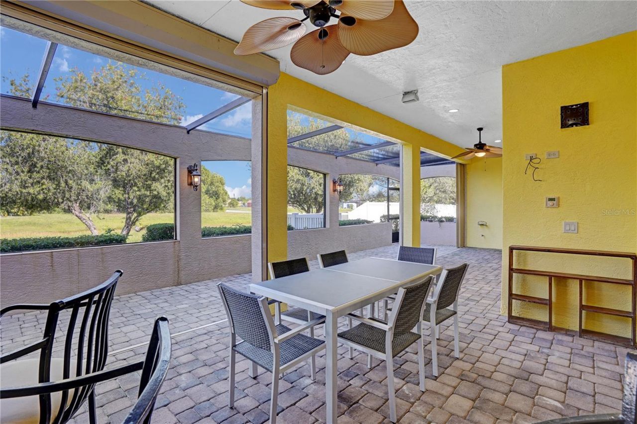 5811 NW Blue Bonnet Court, Port Saint Lucie, FL 34986 Photo