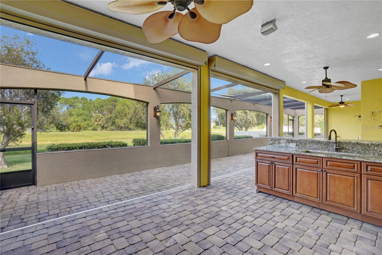 5811 NW Blue Bonnet Court, Port Saint Lucie, FL 34986 Photo