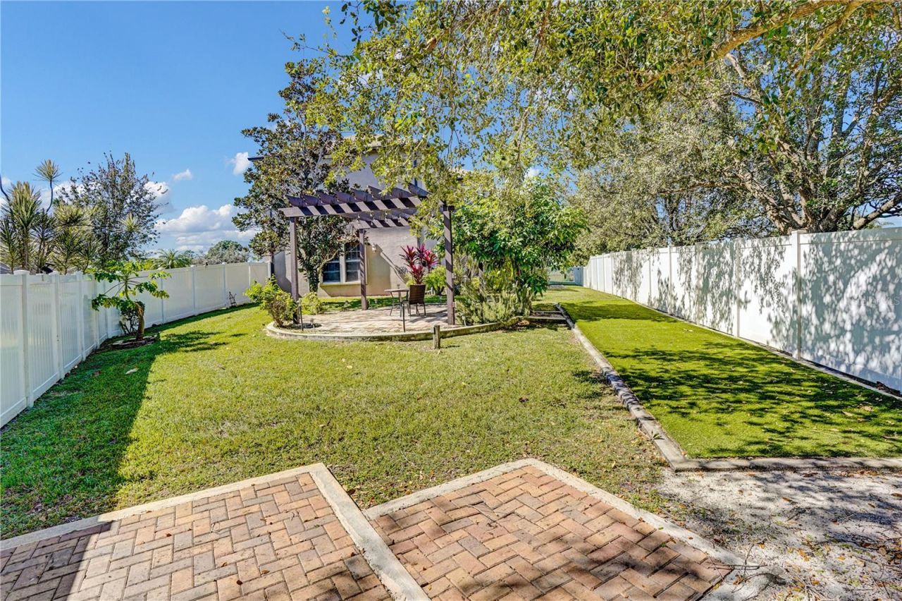 5811 NW Blue Bonnet Court, Port Saint Lucie, FL 34986 Photo