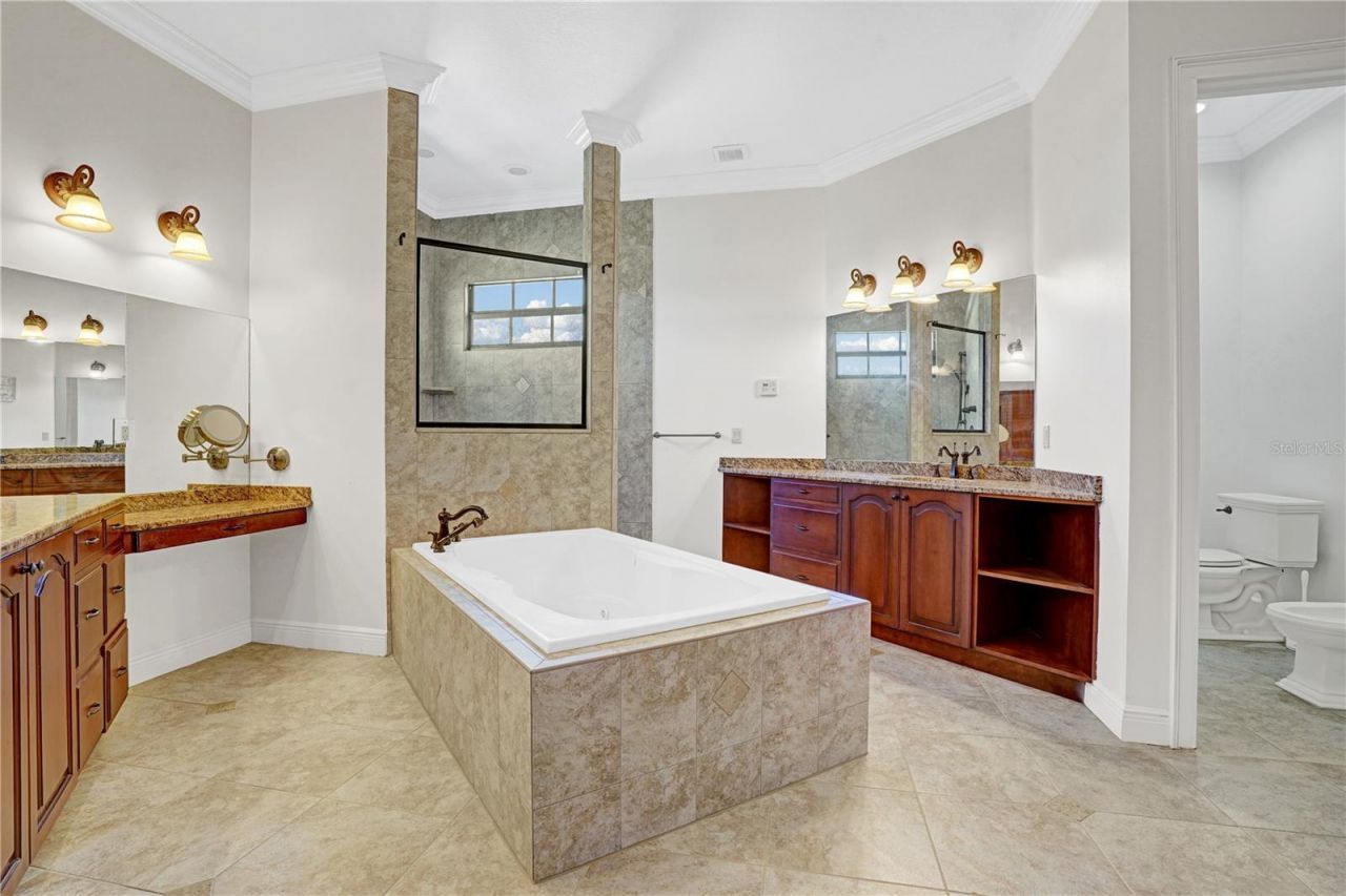 5811 NW Blue Bonnet Court, Port Saint Lucie, FL 34986 Photo