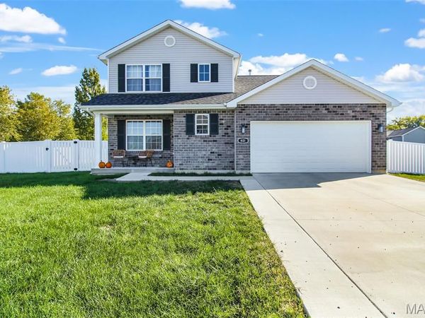 401 Duffy Drive, Marine, IL 62061