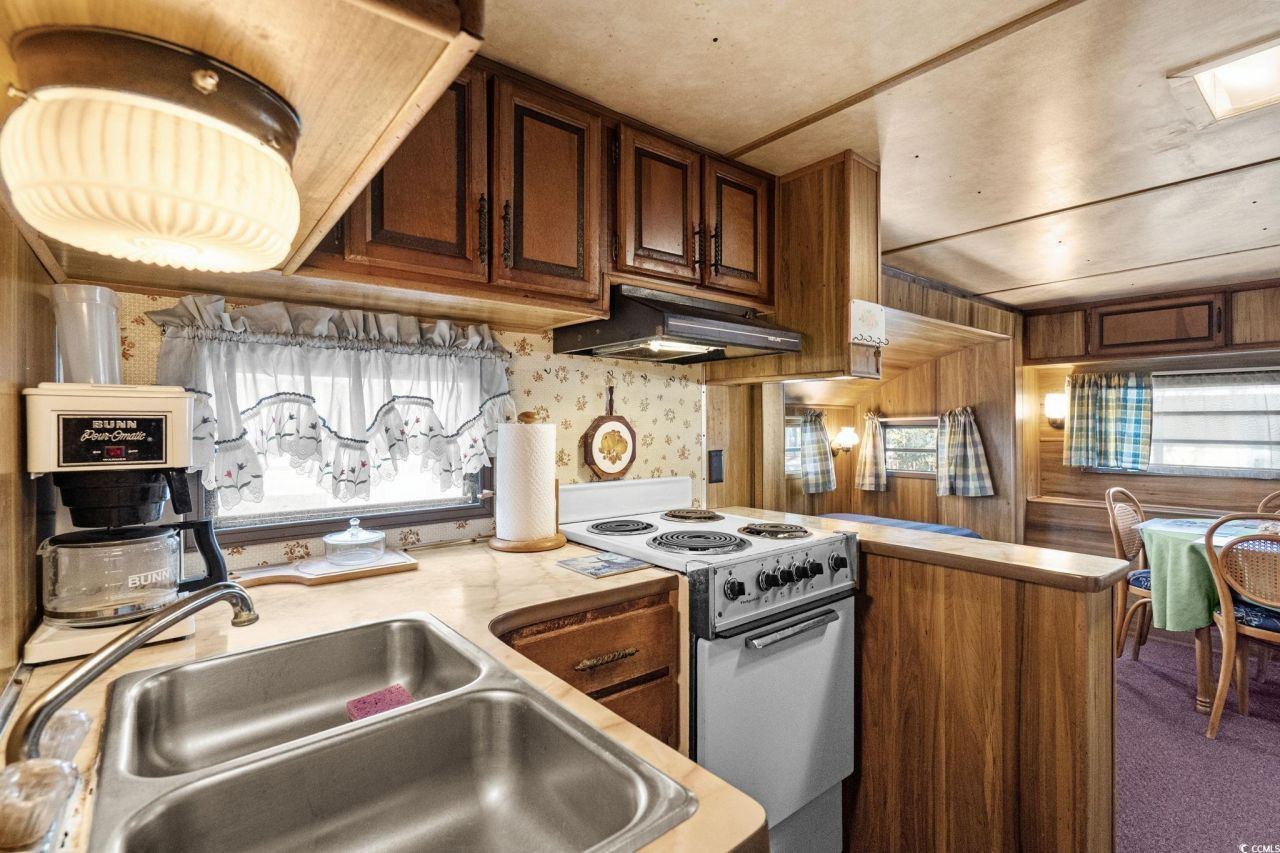 6001 - N-98a S Kings Hwy. Photo 18