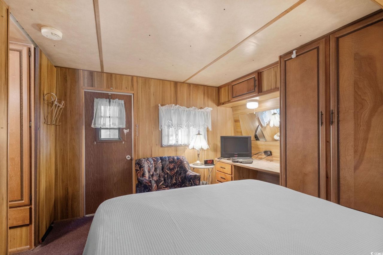 6001 - N-98a S Kings Hwy. Photo 24