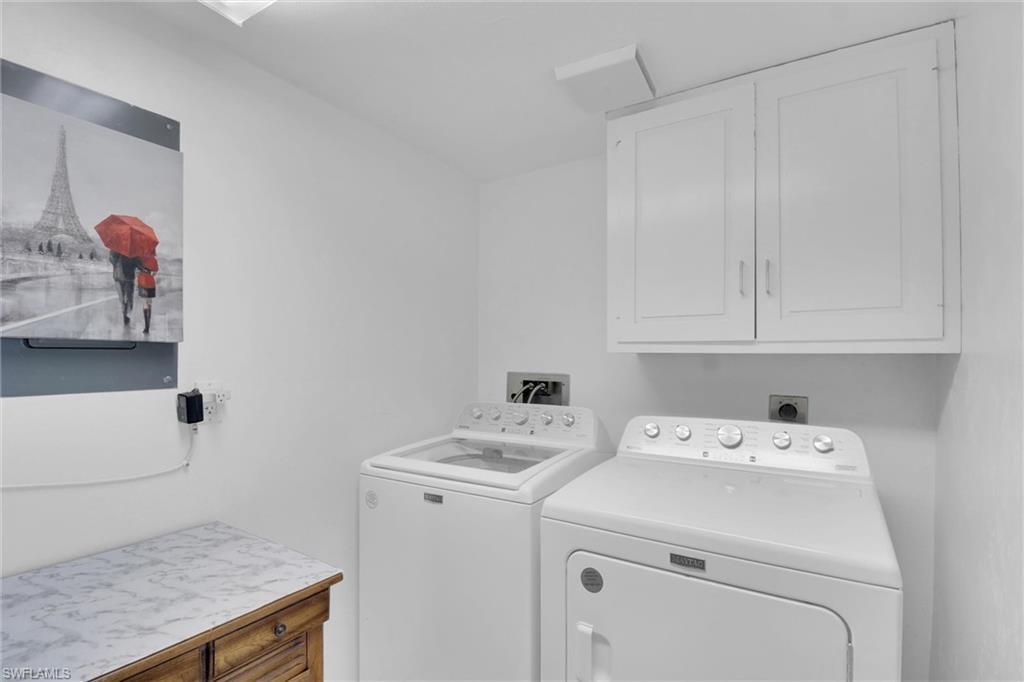 4604 Flagship Dr, Unit 305, Fort Myers, FL 33919 Photo