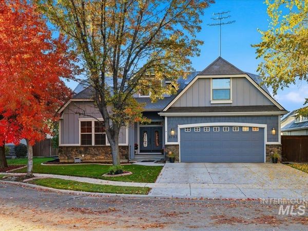 1063 W Hitchcock St, Meridian, ID 83646
