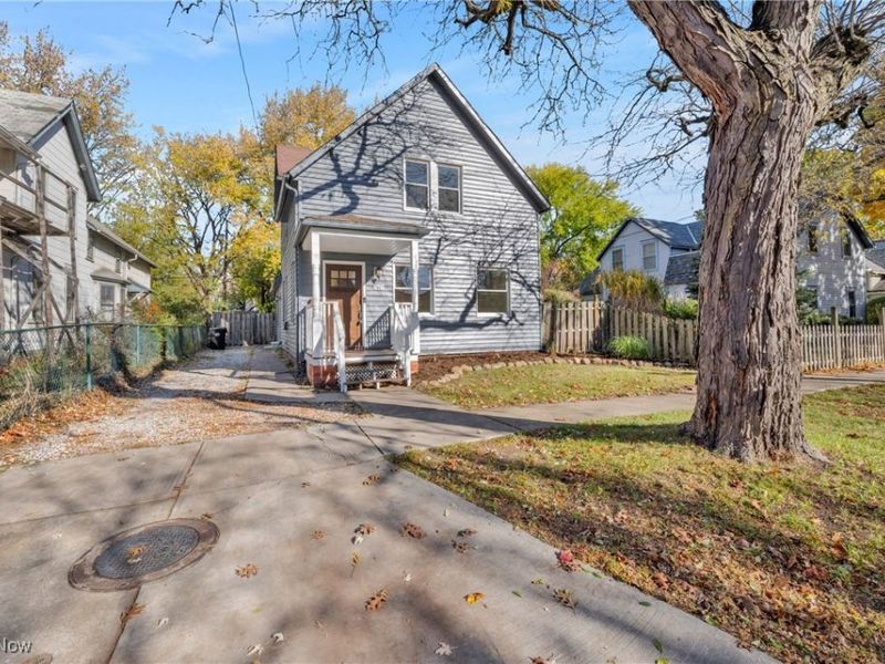 2002 Valentine Avenue, Cleveland, OH 44109 Photo 1