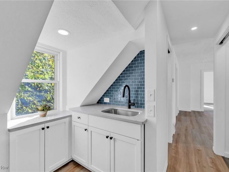 2002 Valentine Avenue, Cleveland, OH 44109 Photo 26