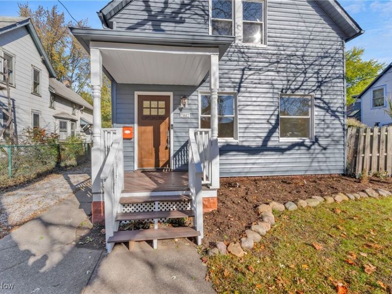 2002 Valentine Avenue, Cleveland, OH 44109 Photo 4