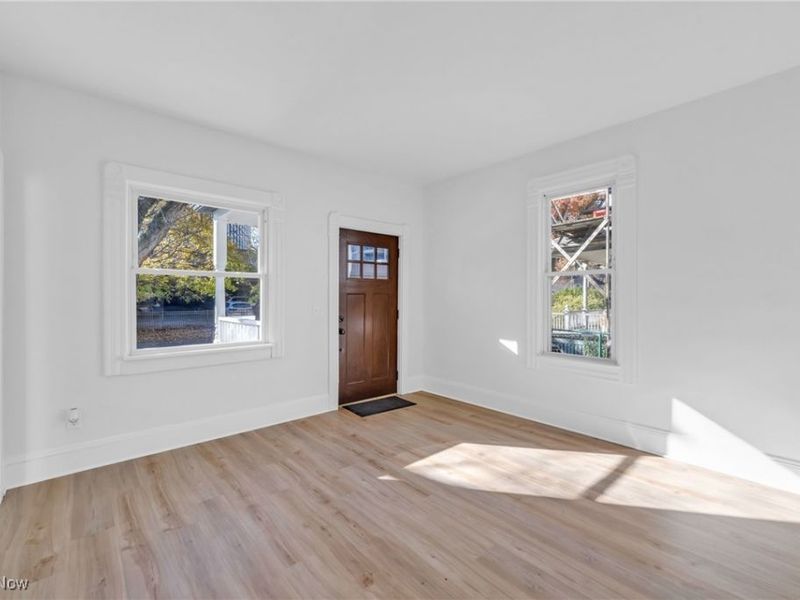 2002 Valentine Avenue, Cleveland, OH 44109 Photo 7