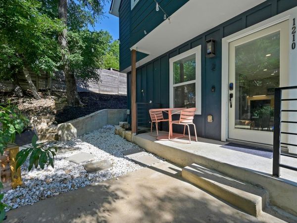 1210 Luna ST, Unit 2, Austin, TX 78721