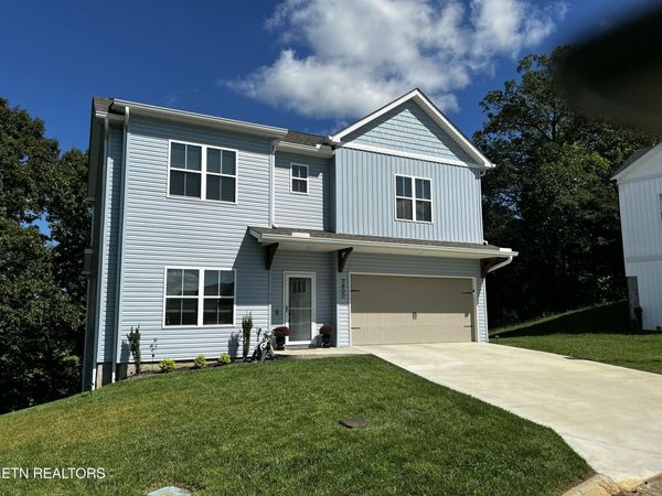 9800 Moon View Way, Knoxville, TN 37931