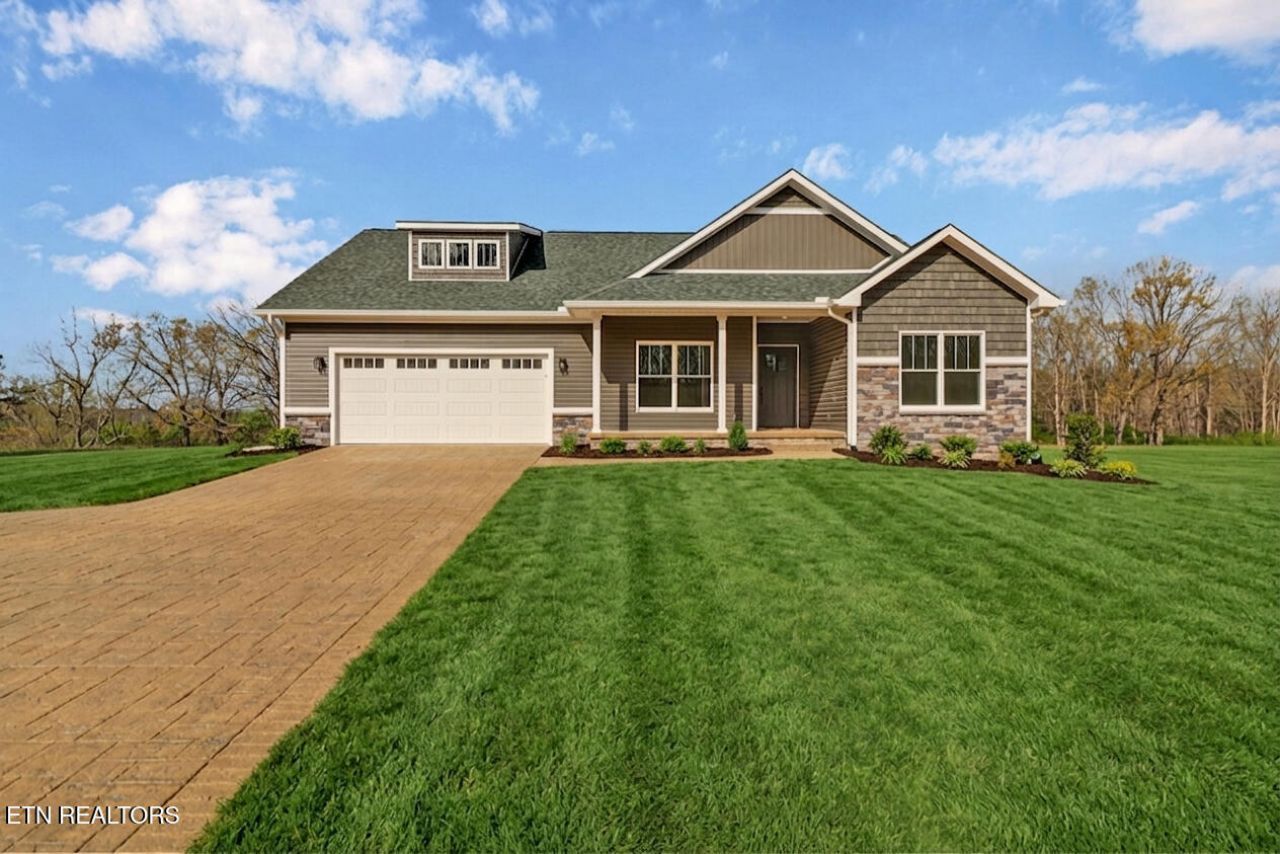 880 Allardt Hwy Jamestown, TN 38556