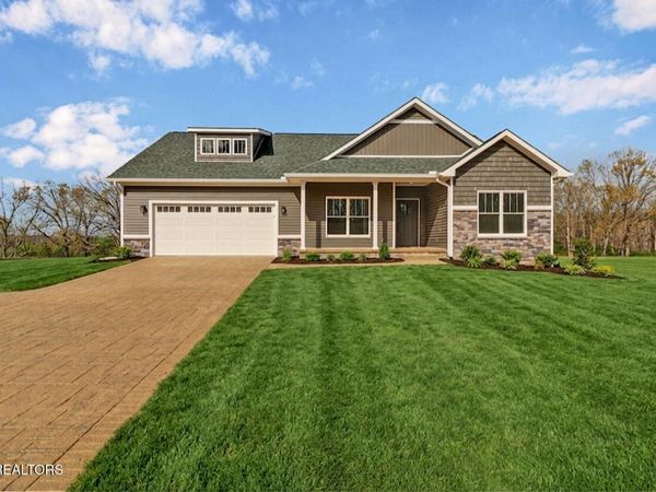 880 Allardt Hwy, Jamestown, TN 38556