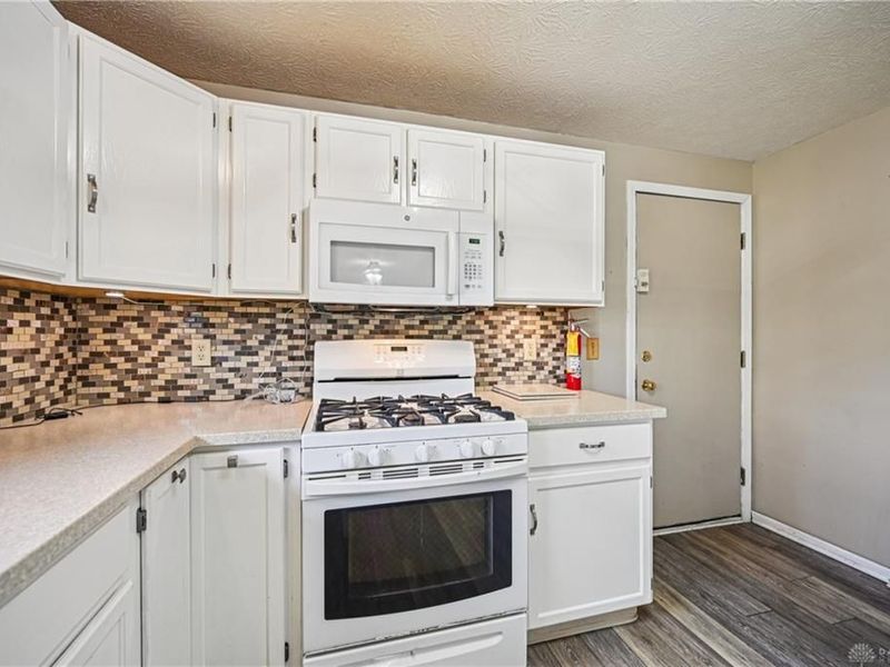 5852 Old US Route 35, Silvercreek Township, OH 45335 Photo 15