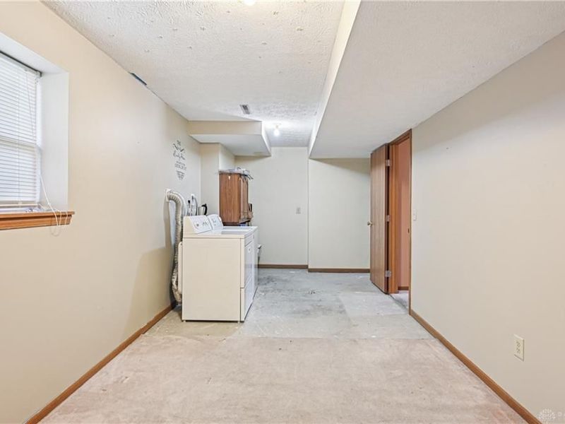 5852 Old US Route 35, Silvercreek Township, OH 45335 Photo 19