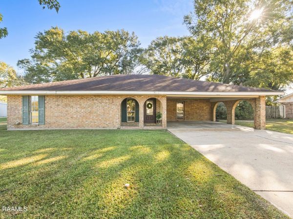 273 E Hoyt Avenue, Crowley, LA 70526