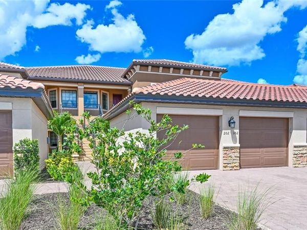 9389 Pocida CT, Unit 202, NAPLES, FL 34119