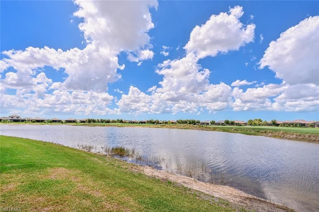 9389 Pocida Ct, Unit 202, Naples, FL 34119 Photo