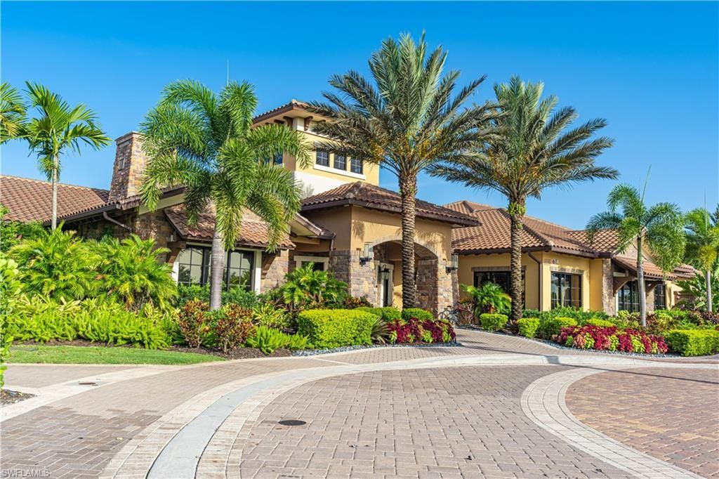 9389 Pocida Ct, Unit 202, Naples, FL 34119 Photo