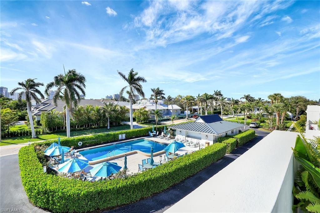 4200 Belair Ln, Unit 302, Naples, FL 34103 Photo