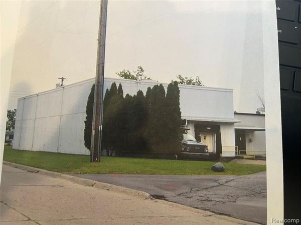 3623 Blackington Avenue , Flint, MI 48532