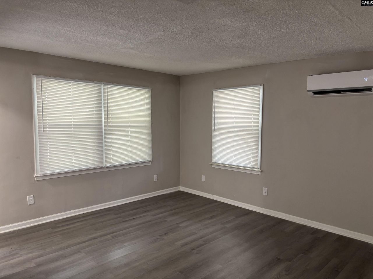 102 Marietta Street  Photo 7