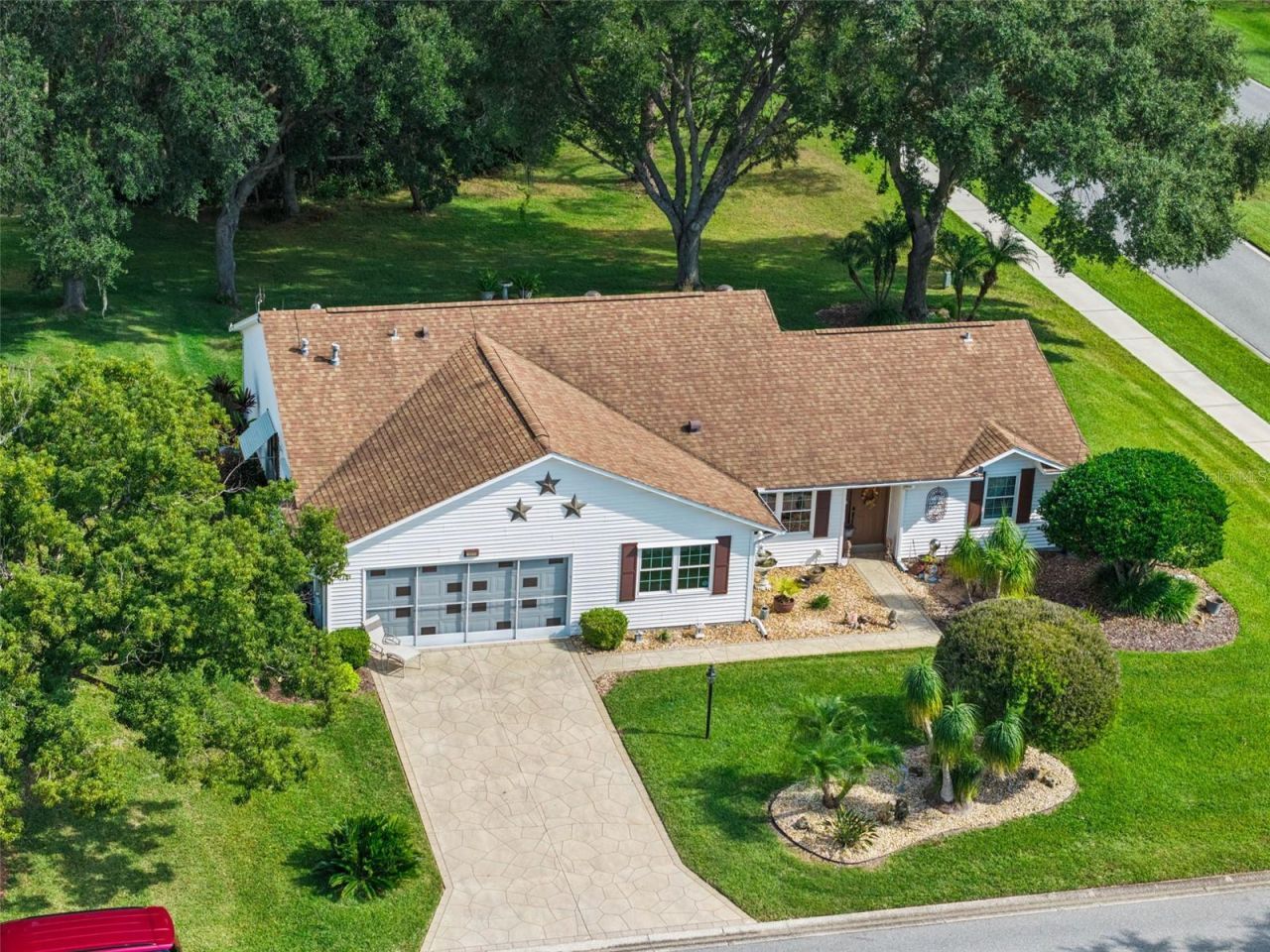 26600 Racquet Circle, Leesburg, FL 34748 Main Photo