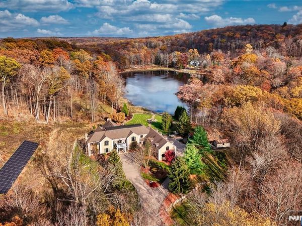 305 Green Road, SPARTA, NJ 07871