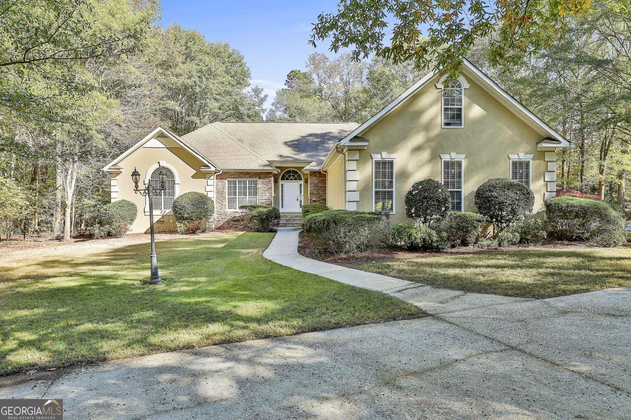 365 Pendleton Trail, Tyrone, GA 30290 Main Photo