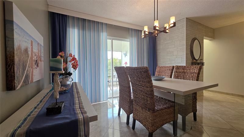 4047 NW 16th Street, Unit 302, Fort Lauderdale, FL 33313 Photo