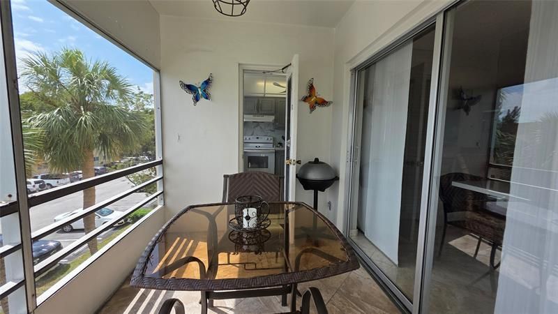 4047 NW 16th Street, Unit 302, Fort Lauderdale, FL 33313 Photo