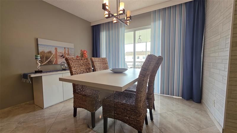 4047 NW 16th Street, Unit 302, Fort Lauderdale, FL 33313 Photo