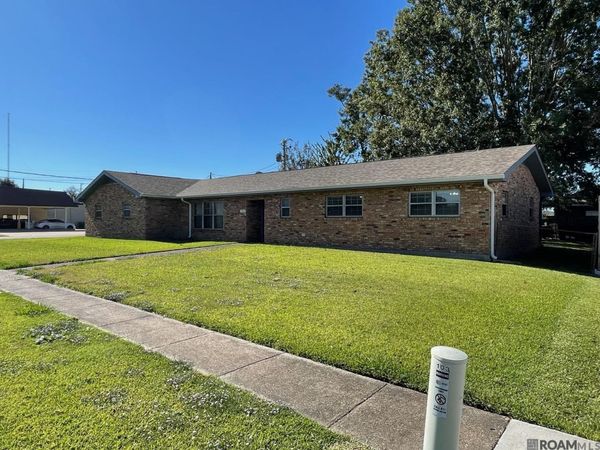 103 N Millet Ave, Gramercy, LA 70052