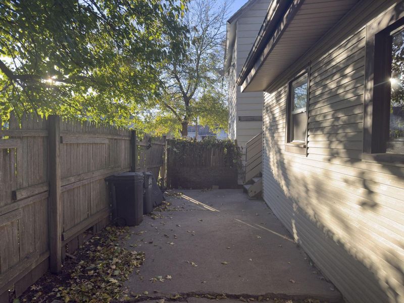 229 W Columbia Street, Marion, OH 43302 Photo 19