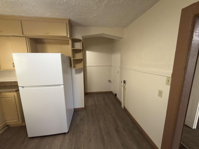 229 W Columbia Street, Marion, OH 43302 Photo 5