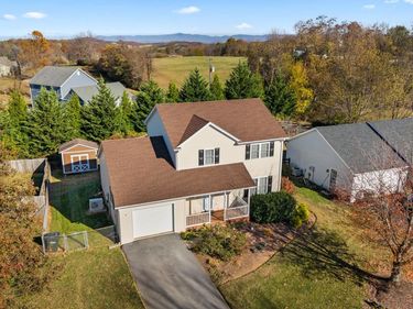623 BULL RUN, STAUNTON, VA 24401