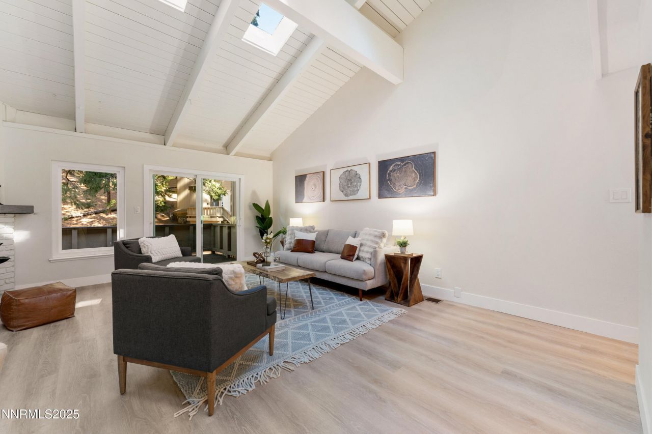 321 Ski Way, Unit 16, Incline Village, NV 89451 Photo