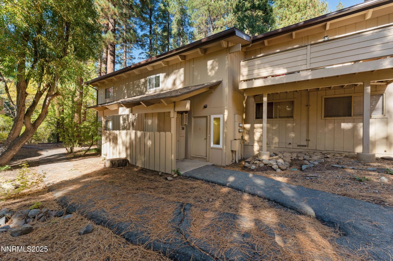 321 Ski Way, Unit 16, Incline Village, NV 89451 Photo